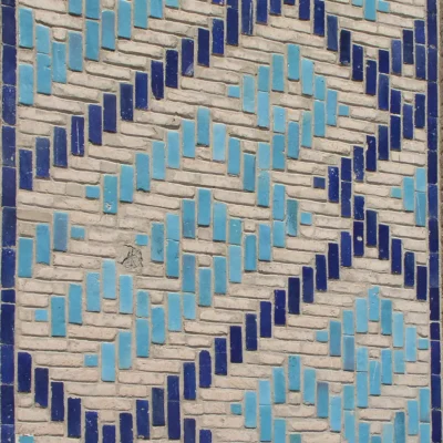 ضريح الأمير تيمور: تفصيل طوبي بالكوفي المربع